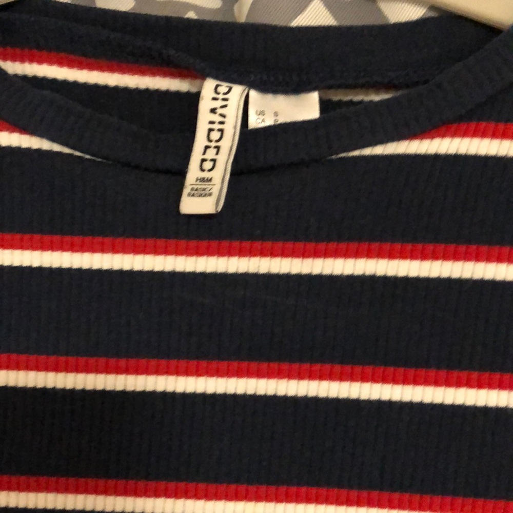 Forever21 top size small